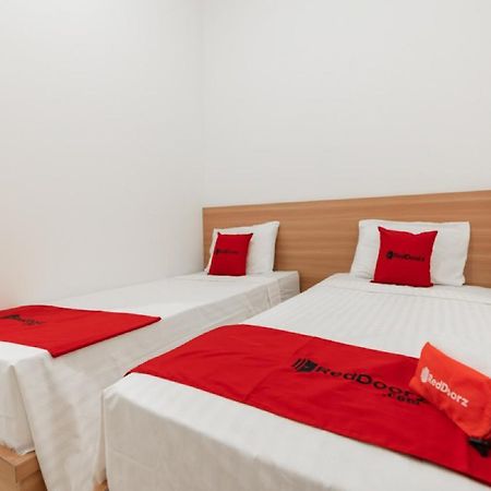 Reddoorz @ Graha Cemerlang Maros ماكاسار المظهر الخارجي الصورة