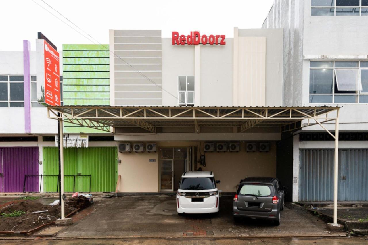 Reddoorz @ Graha Cemerlang Maros ماكاسار المظهر الخارجي الصورة